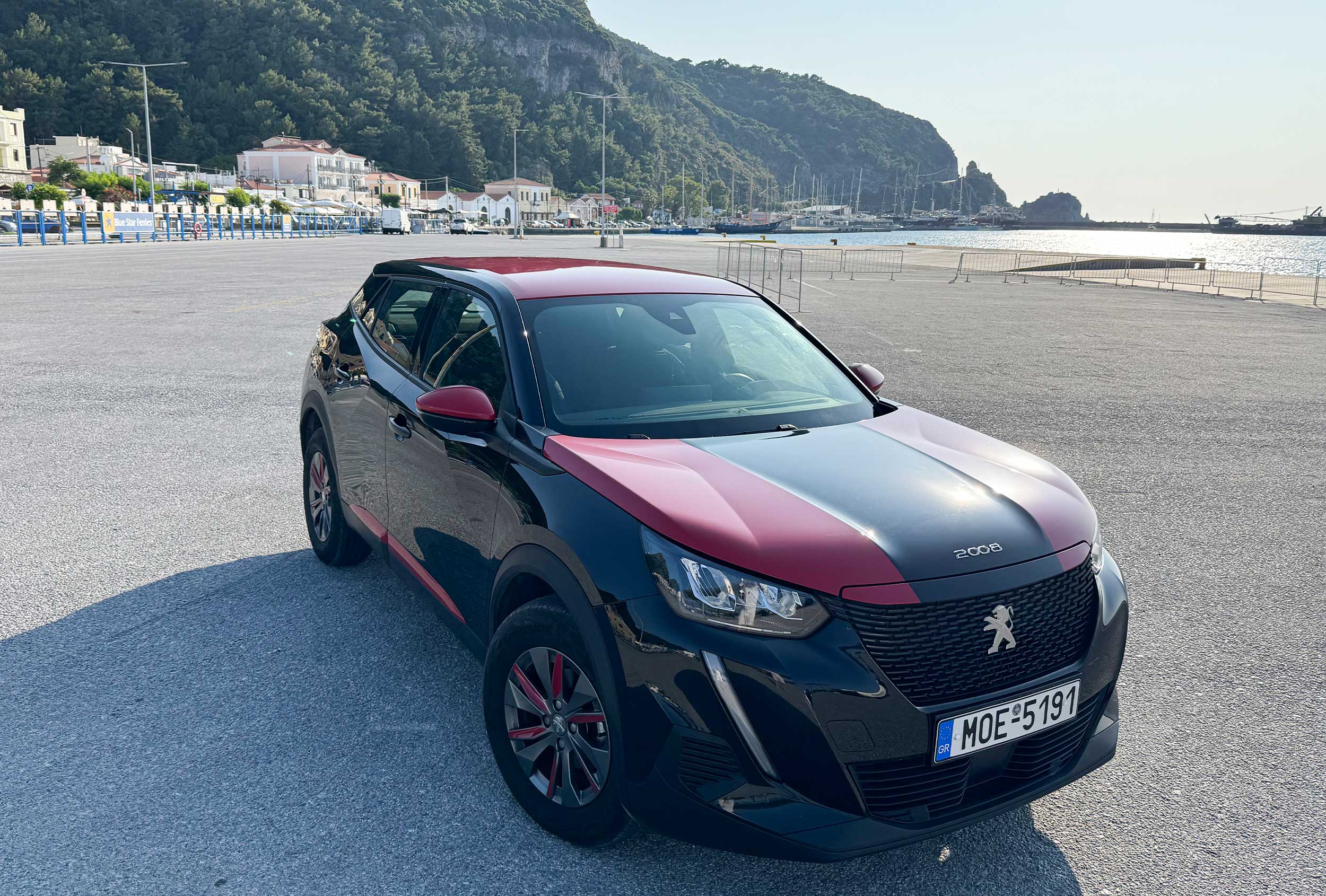 02-car01-wrapping-oracal-premium-films-pvc-daltec-rapid-air-mihelis-peugeot-2008-graphdays